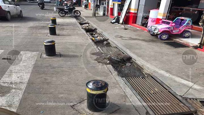 Alcantarillas en la Avenida Pedregal al olvido por el ayuntamiento de Morelia