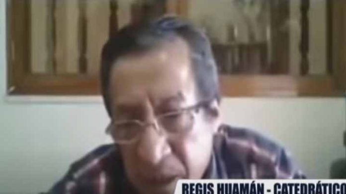 “¿Quién es esa imbécil?