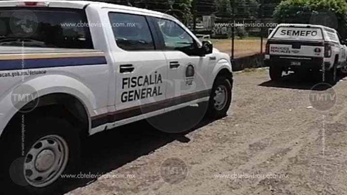 Encuentran cuerpo baleado y desollado en Tangamandapio