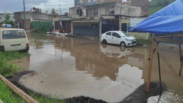Inundación y no desbordamiento del Río en Siervo de la Nación y Periodismo