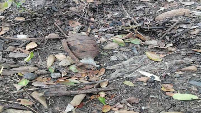 Hallan granada de fragmentación en plena vía pública de Lázaro Cárdenas
