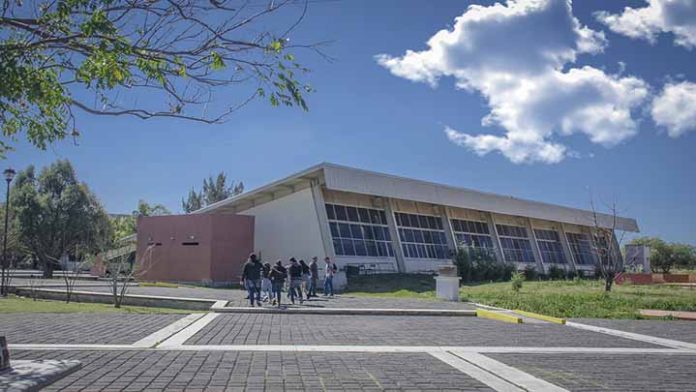 Trabajadores de la UTM denuncian a Maldonado Mendoza por incumplimiento de pagos