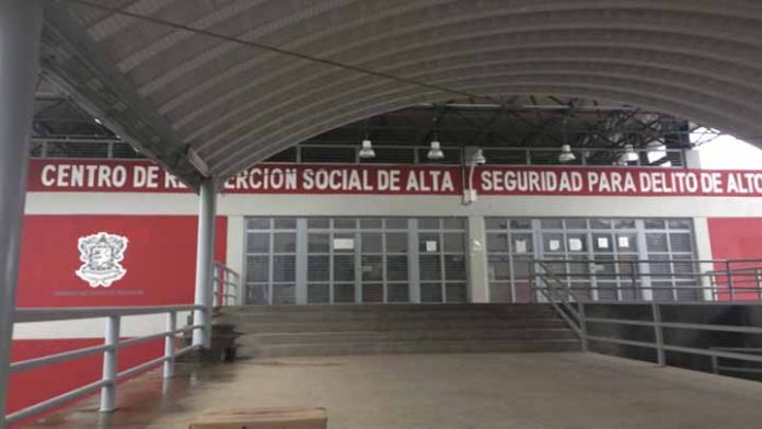 Por dispararle a su esposa en la cara, frente a sus hijos; ya fue vinculado a proceso