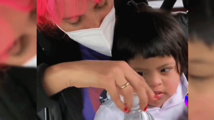 Niña con Síndrome de Down