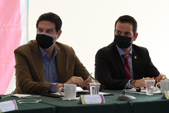 Ampliarán horario a bares y antros, les darán una hora más