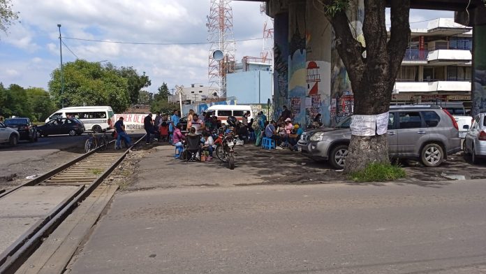 Presentes tres bloqueos de Vías Férreas en Michoacán