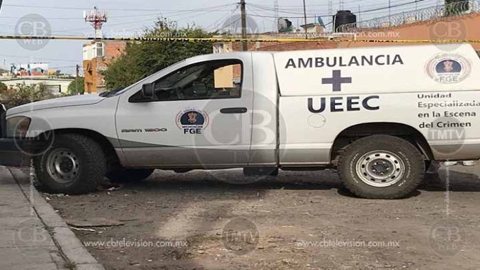 Ingresan a matar al padre de familia y de paso asesinan a su hijo