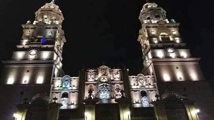 Cancelan encendido de Catedral