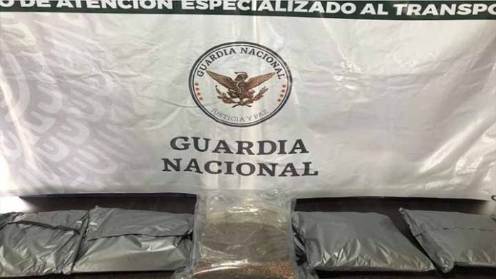 Hallan droga oculta en bolsas de tabaco en Morelia