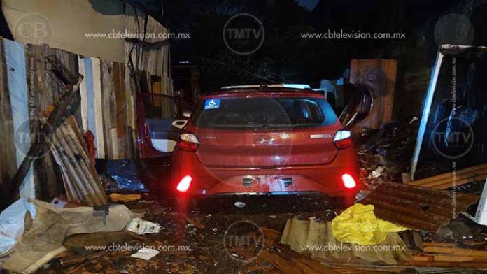 Recuperan piezas y auto con reporte de robo en Uruapan