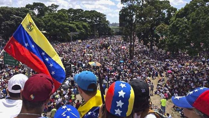 Oposición en Venezuela urge a la lucha para recuperar la democracia