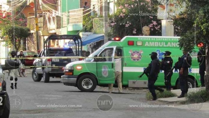 Balean a dueño de una pollería en Jacona