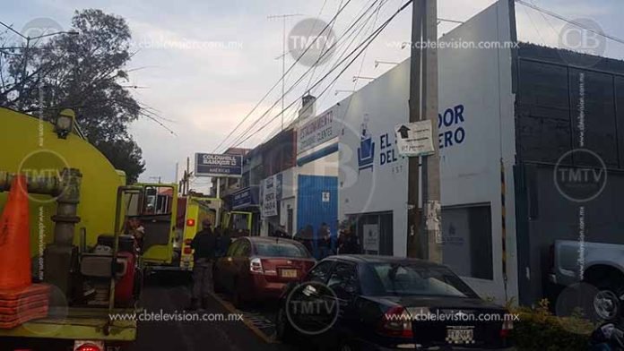 Conato de incendio en bodega sobre avenida Acueducto