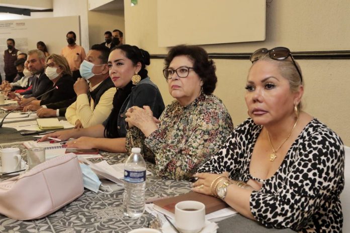 Se integra a la bancada de Morena la diputada Margarita López