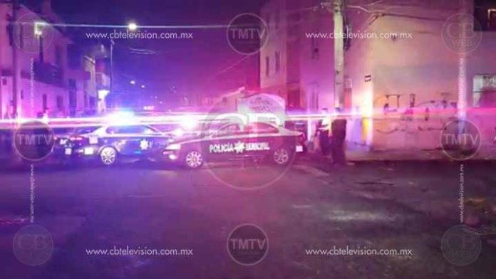 A medio temblor, ejecutan a un hombre en la VP de Morelia