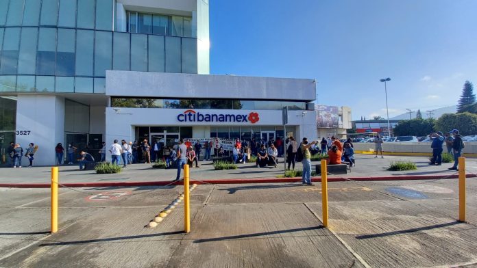 ¡Atención! Profesores bloquearán Centro Comercial La Américas este 15 de septiembre