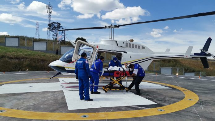 Hombre sufre fractura craneoencefálica y tuvo que ser trasladado en helicóptero a hospital