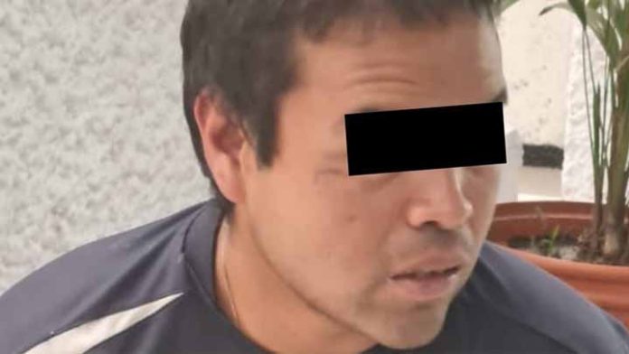 Se arma de valor y denuncia a su hijo por maltrato