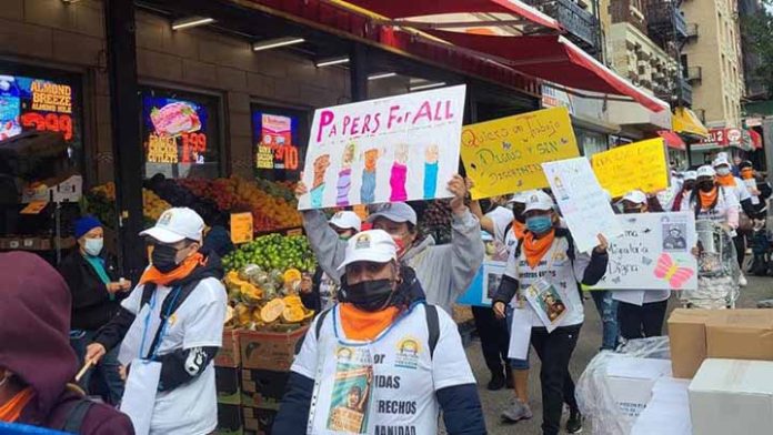 Migrantes en Estados Unidos se manifiestan exigiendo reforma inclusiva