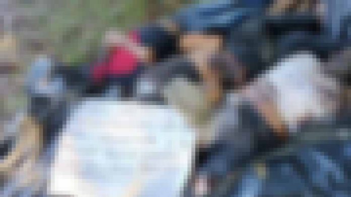 Por secuestrar, matar a una pareja y abandonar a bebé en la playa, los ejecutan y les dejan narcomensaje