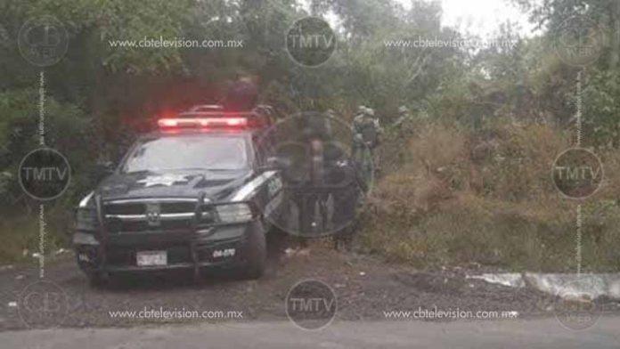 Abandonan ejecutado junto a la presa Matanguarán de Uruapan