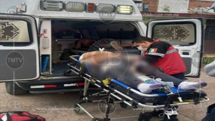 Pareja sobrevive de milagro tras ser atacados a balazos en Jacona