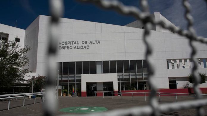 Establecen métodos para solucionar conflictos en unidades médicas de Michoacán