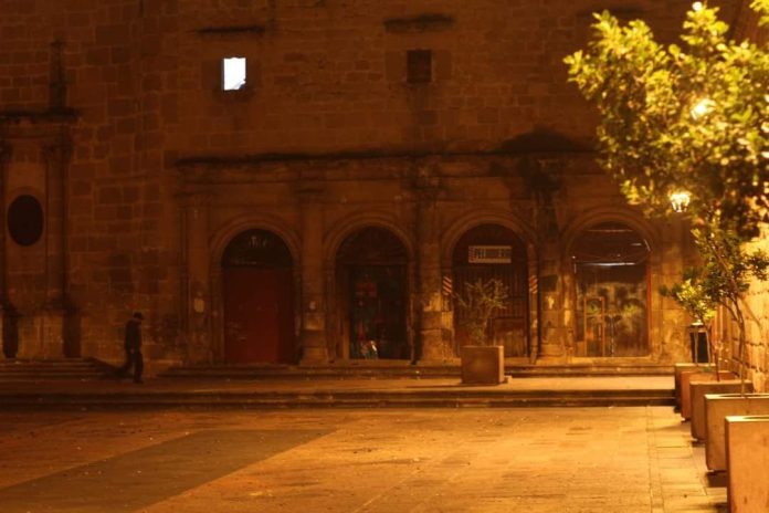 Denuncia penalmente UMSNH y condena uso de violencia en contra de universitarios