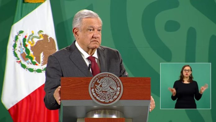 AMLO contra reemplacamiento en Michoacán