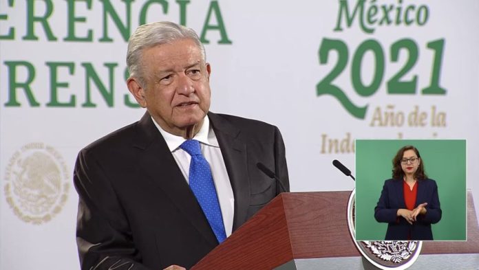 Circo, maroma y teatro: López Obrador exhibirá a funcionarios corruptos