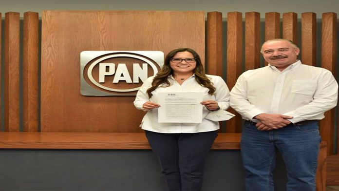 Se registra Magui Vázquez como candidata a la dirigencia estatal del PAN