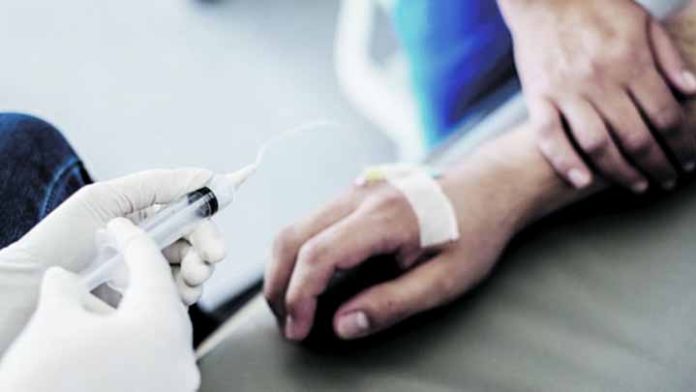 Hombre que llevaba 10 años inmovilizado en cama se convierte en el primer caso de suicidio asistido en Italia