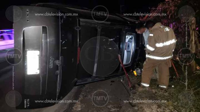 Fallecidos en accidente de Jacona era papá e hijo; la esposa y bebé están graves