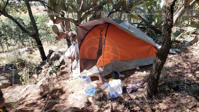 Policía Michoacán destruye dos narcocampamentos