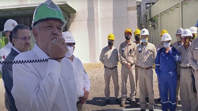Si México no comprara gasolina solo tendría reserva para 10 días asegura AMLO
