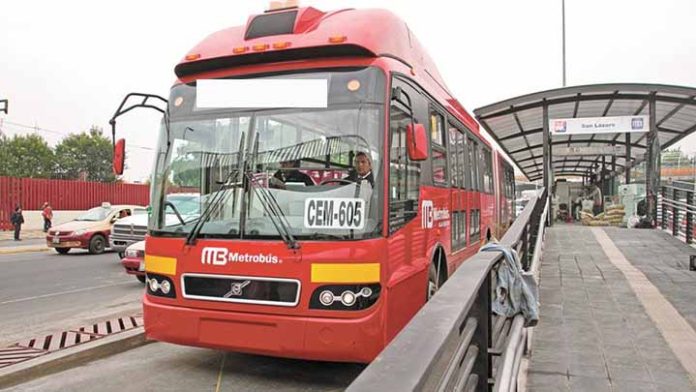 Autoridades en Michoacán analizan instalación de metrobús en Morelia