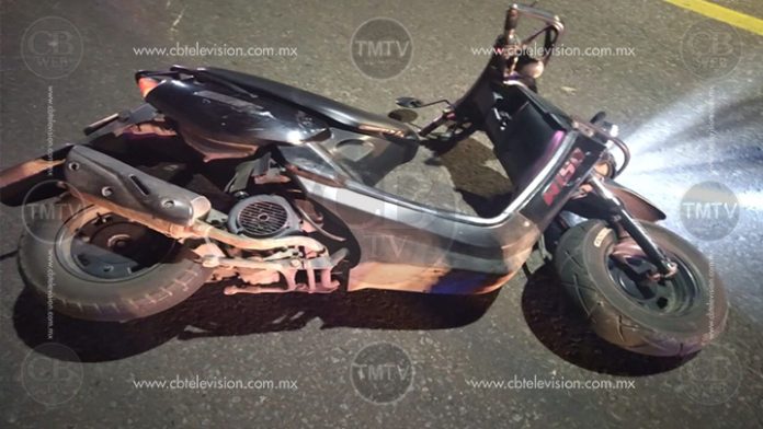 Pareja se mata al derrapar su moto en Zitácuaro