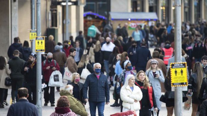 OMS pide buscar a no vacunados para aplicarles el biológico