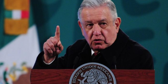 Entre firmas que piden la revocación de AMLO hay 28 mil muertos y más de 700 presos: INE