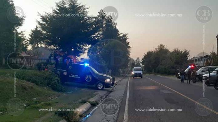 Lo paran para infraccionarlo y salió con orden de aprehensión