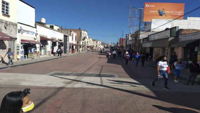 Con 4 meses de retraso en obra de avenida Lázaro Cárdenas terminará a finales de diciembre