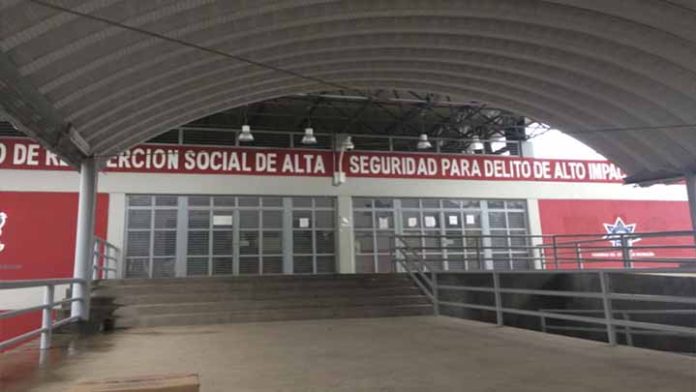 Lo arrestan en Querétaro, huía de un cargo de feminicidio ocurrido en Huetamo