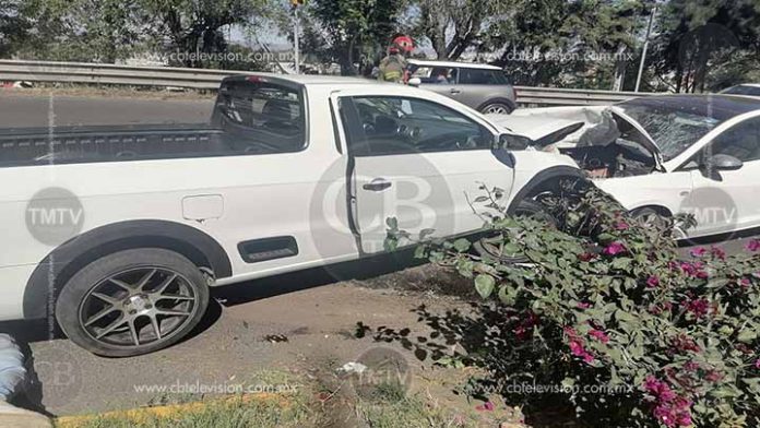 Fuerte choque afuera de Casa de Gobierno; de milagro no hay lesionados
