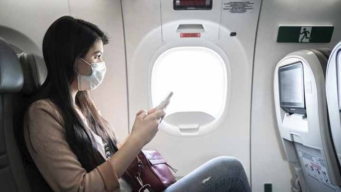 Viva Aerobus cobra por equipaje de mano; Profeco emite alerta
