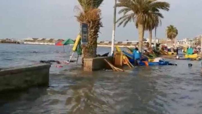 Erupción volcánica en Tonga provoca fuerte oleaje en Perú y mueren 2 mujeres