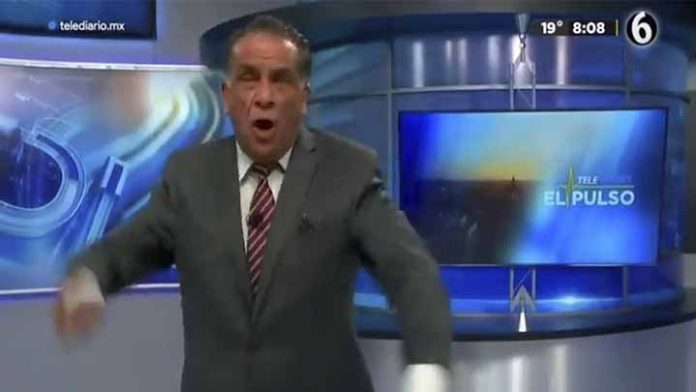 Conductor de noticiero arremete contra los que no se quieren vacunar
