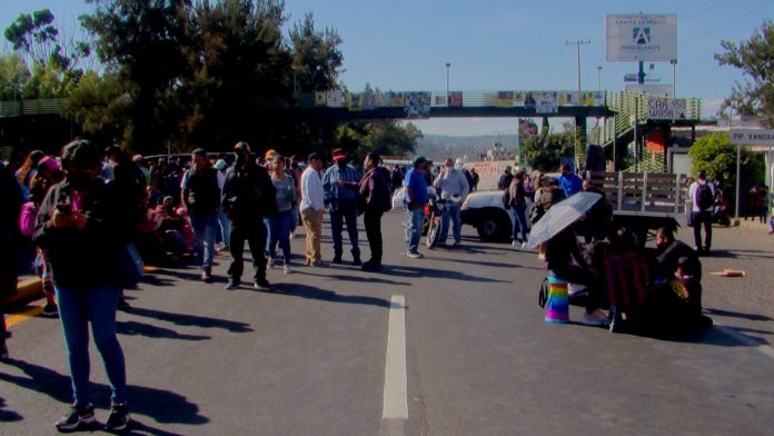 Líder de la CNTE, manifestó su apoyo ante las amenazas de sanciones a los docentes