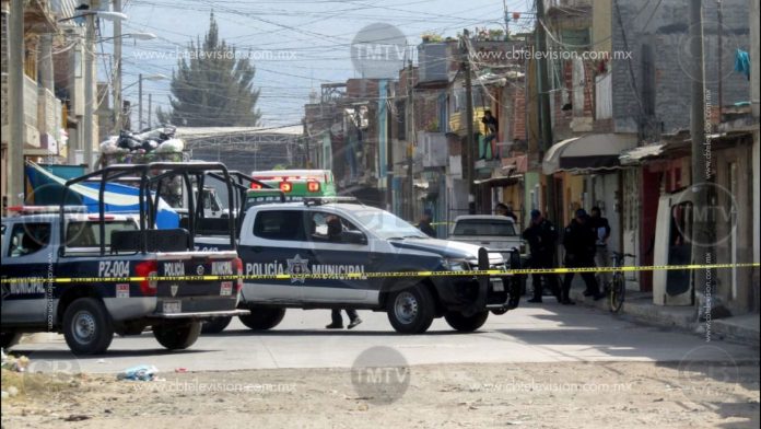 Abandonan en cobijado en la colonia Arcoíris de Jacona