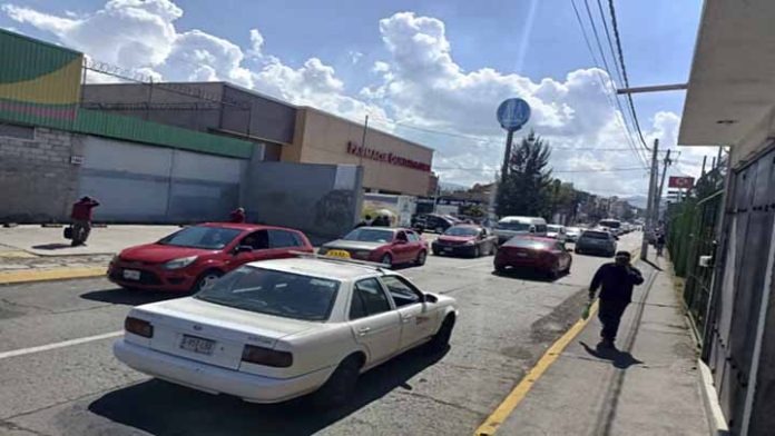 Vecinos desmienten al ayuntamiento no hay cambio definitivo de sentidos de la Guadalupe Victoria
