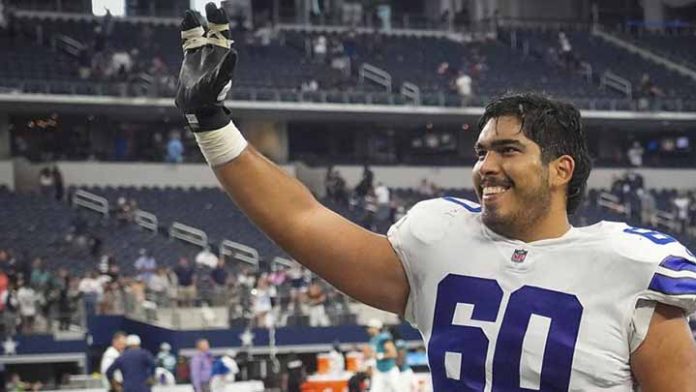 Confirman que el mexicano Isaac Alarcón continuará con los Cowboys